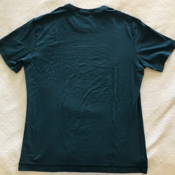 Lululemon 5 year shirt large blue - Picture 2 of 3